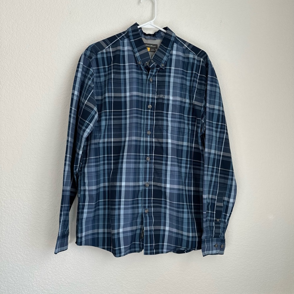 Eddie Bauer Blue Plaid Button Down Size Large